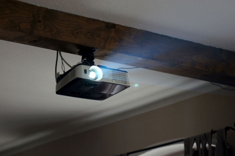 Ceiling Tv Mount detail